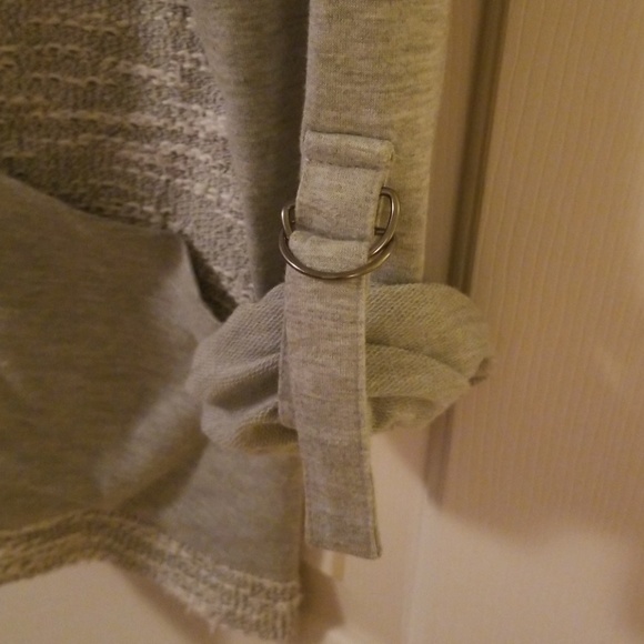 Gray jacket - Picture 4 of 5